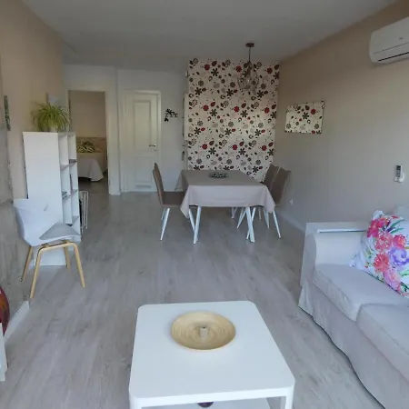 La Laguna, Museo Y Parking Apartment