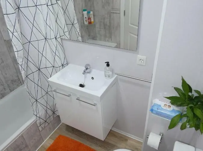 La Laguna, Museo Y Parking Appartamento